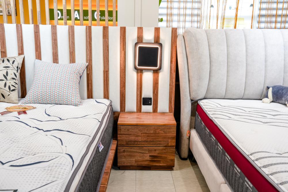 원목 패브릭 침대